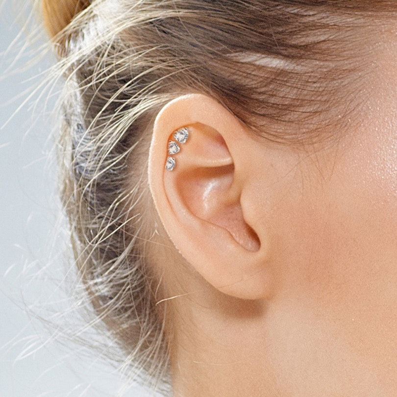 Set di piercing all'orecchio con pietra ovale