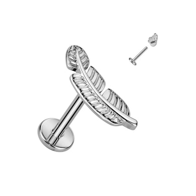 Labret in titanio con piuma dettagliata