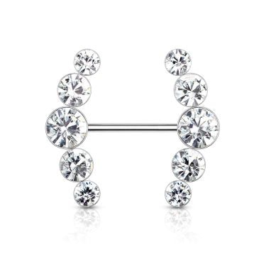 Piercing al capezzolo con due archi di pietre