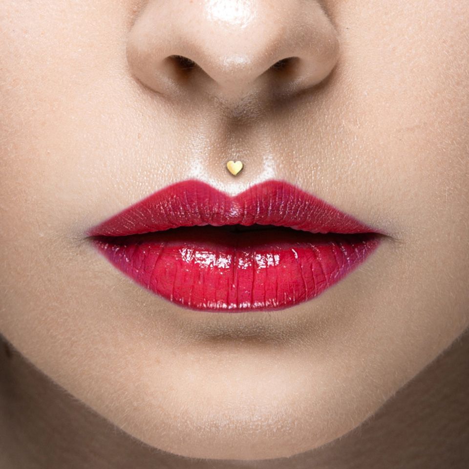 Labret in oro 14K con top a forma di cuore
