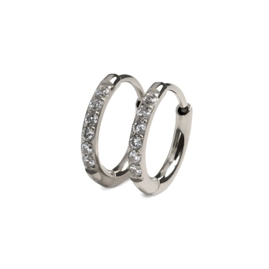 Paio di cerchi huggie in acciaio chirurgico con pietre