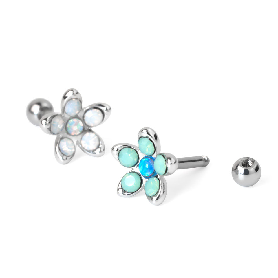 Piercing all'orecchio con fiore di opale e opalite