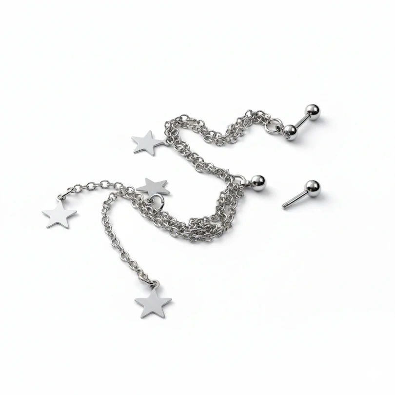 Piercing tragus e helix con stesse e catene