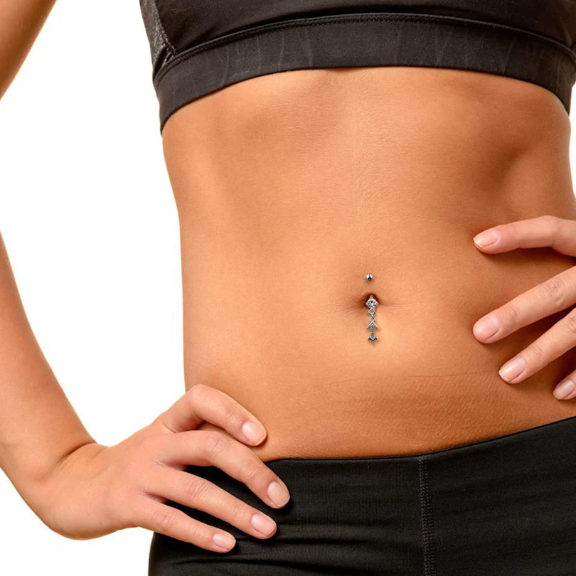 Piercing all'ombelico con segno zodiacale
