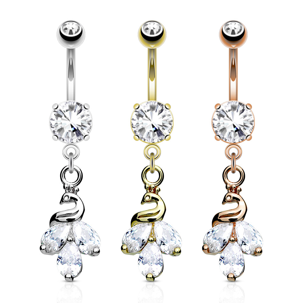 Piercing all'ombelico con pavone come pendente