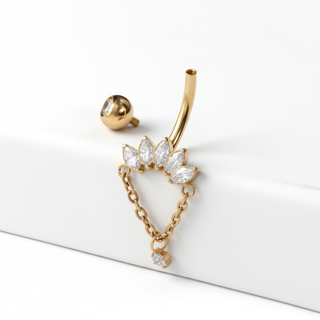 Barra per ombelico in titanio con pietre taglio marquise e ciondolo