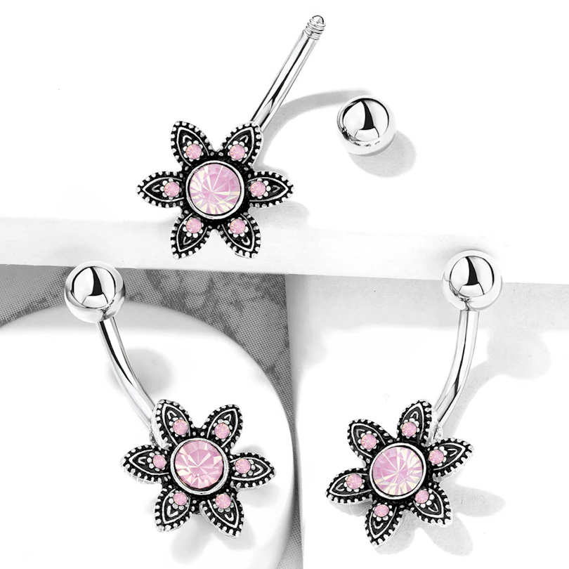Piercing all'ombelico con fiore e pietre opali rotonde