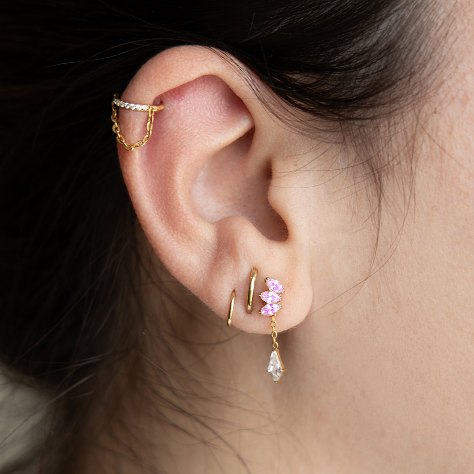 Charm con pietra a forma di diamante