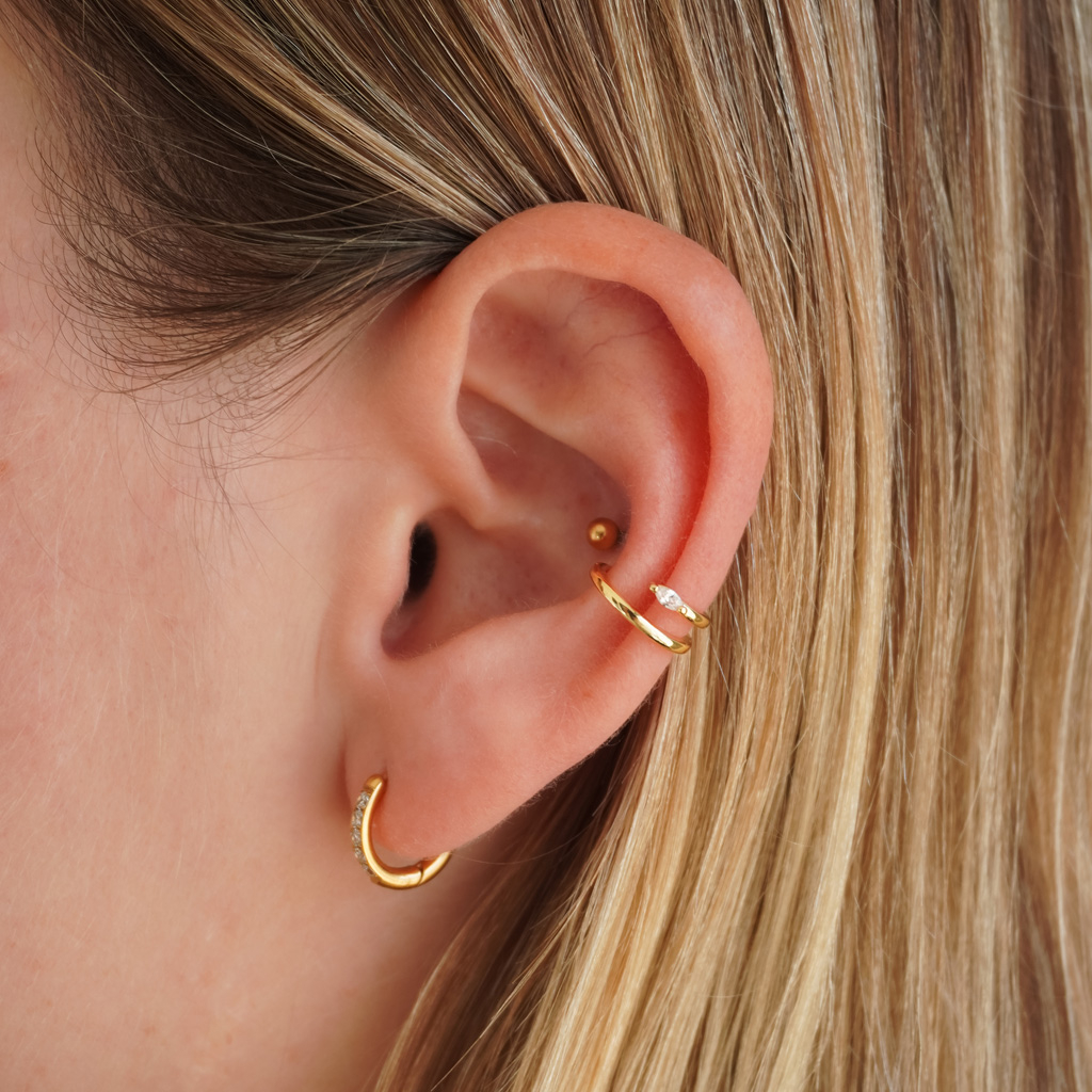 Ear cuff minimal con pietra