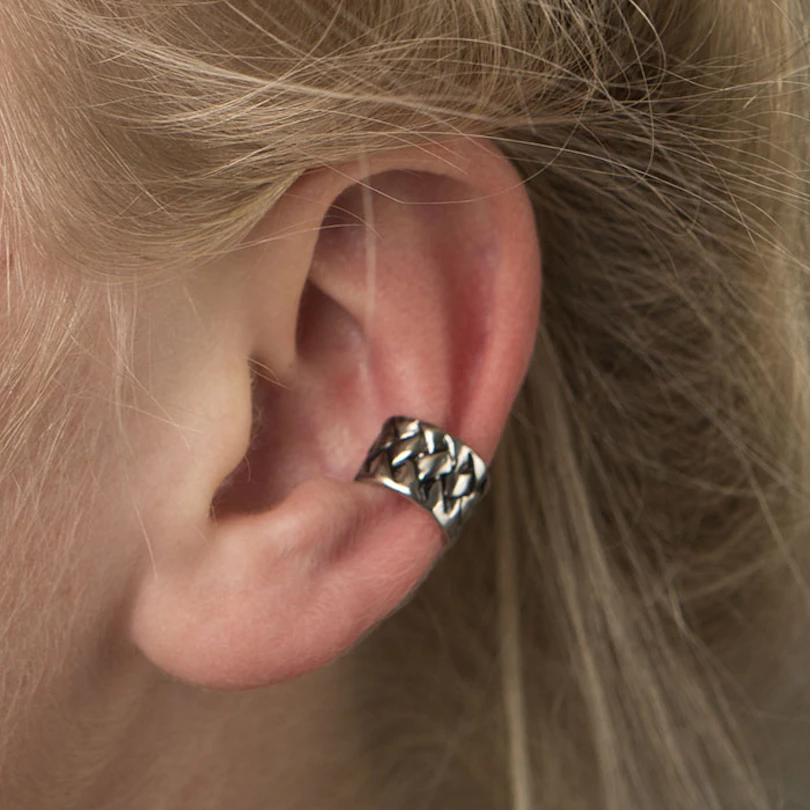 Earcuff con fantasia intrecciata
