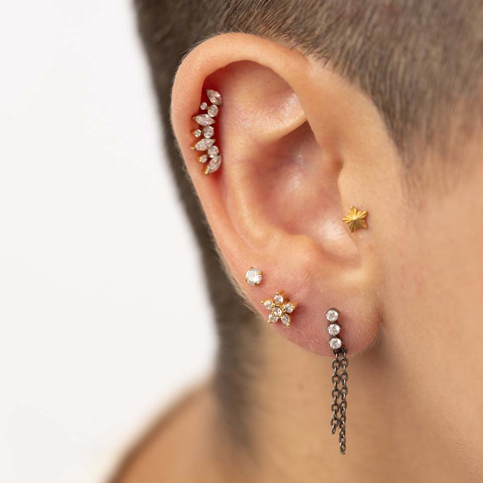 Labret con pietra a forma di fiore e filettatura interna