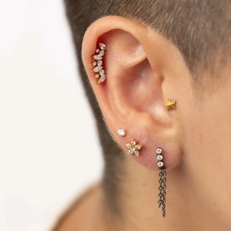 Labret con pietra a forma di fiore e filettatura interna