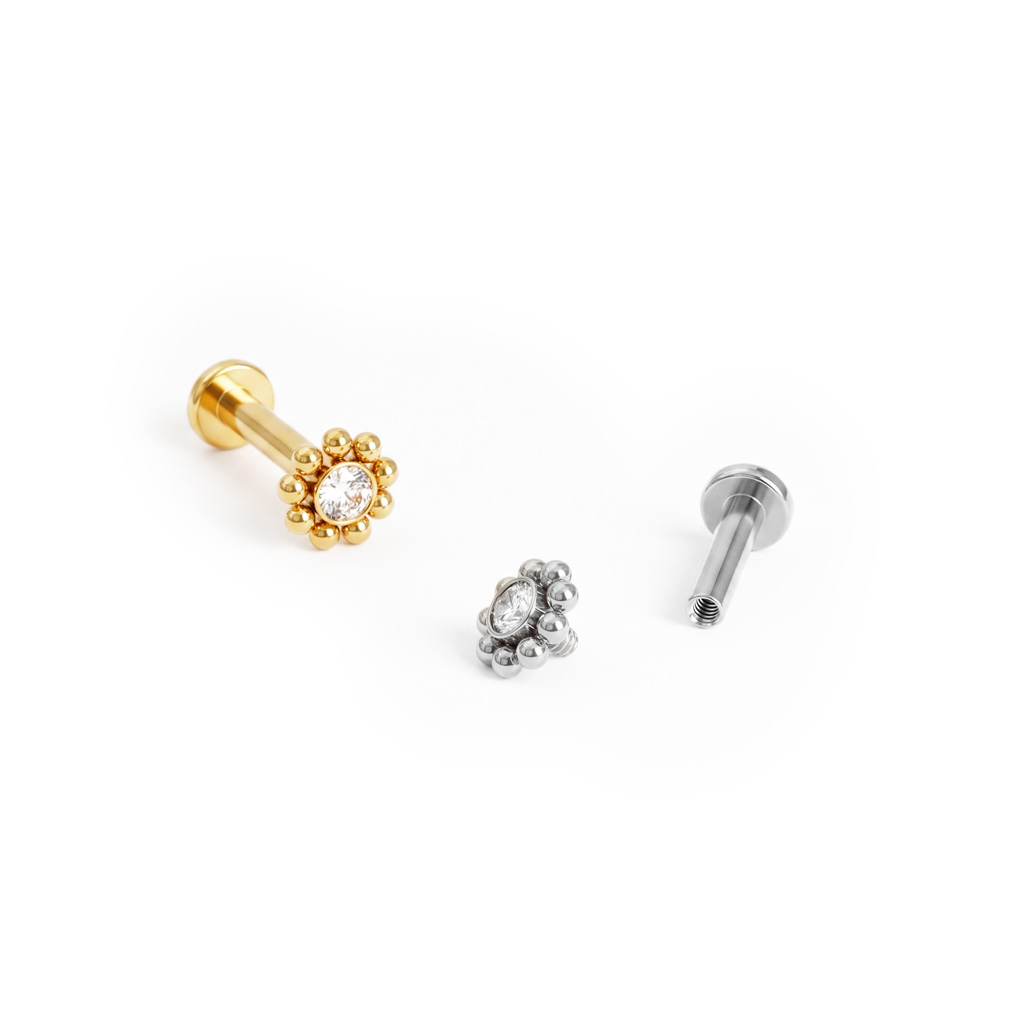 Labret con filettatura interna e piccole perline