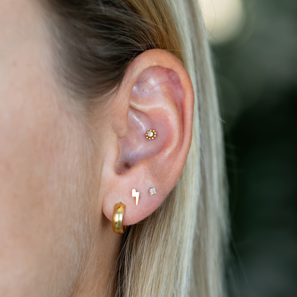 Labret con filettatura interna e piccole perline