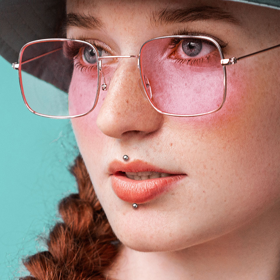Labret push-in in titanio