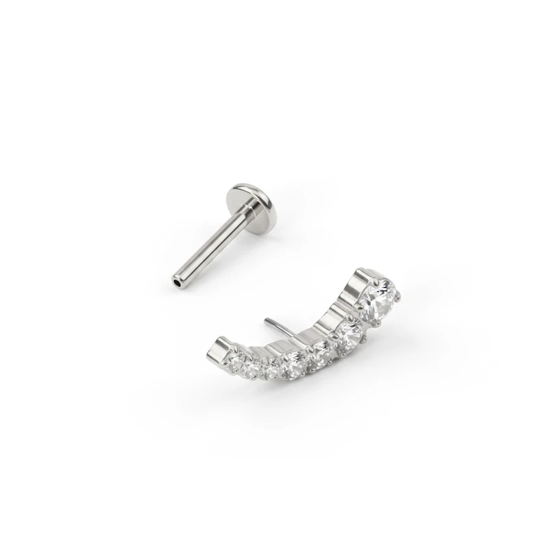 Labret push-in in titanio con top curvo e pietre