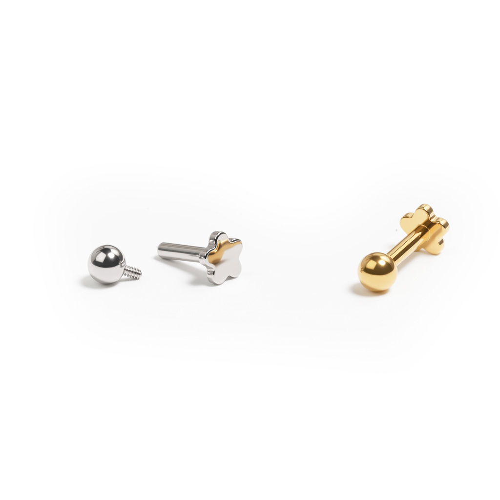 Labret in titanio con flat back a fiore