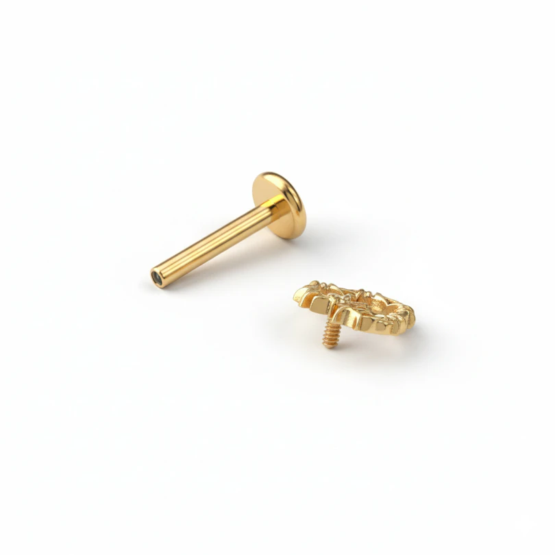 Labret in titanio a cuore con filo spinato