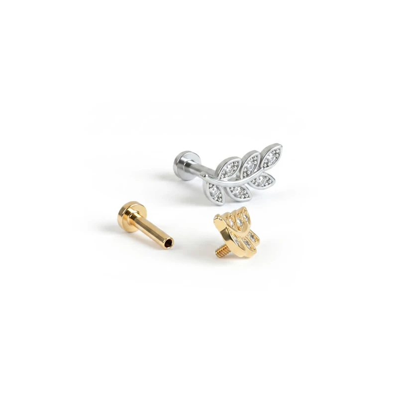 Labret con filettatura interna e foglia impreziosita