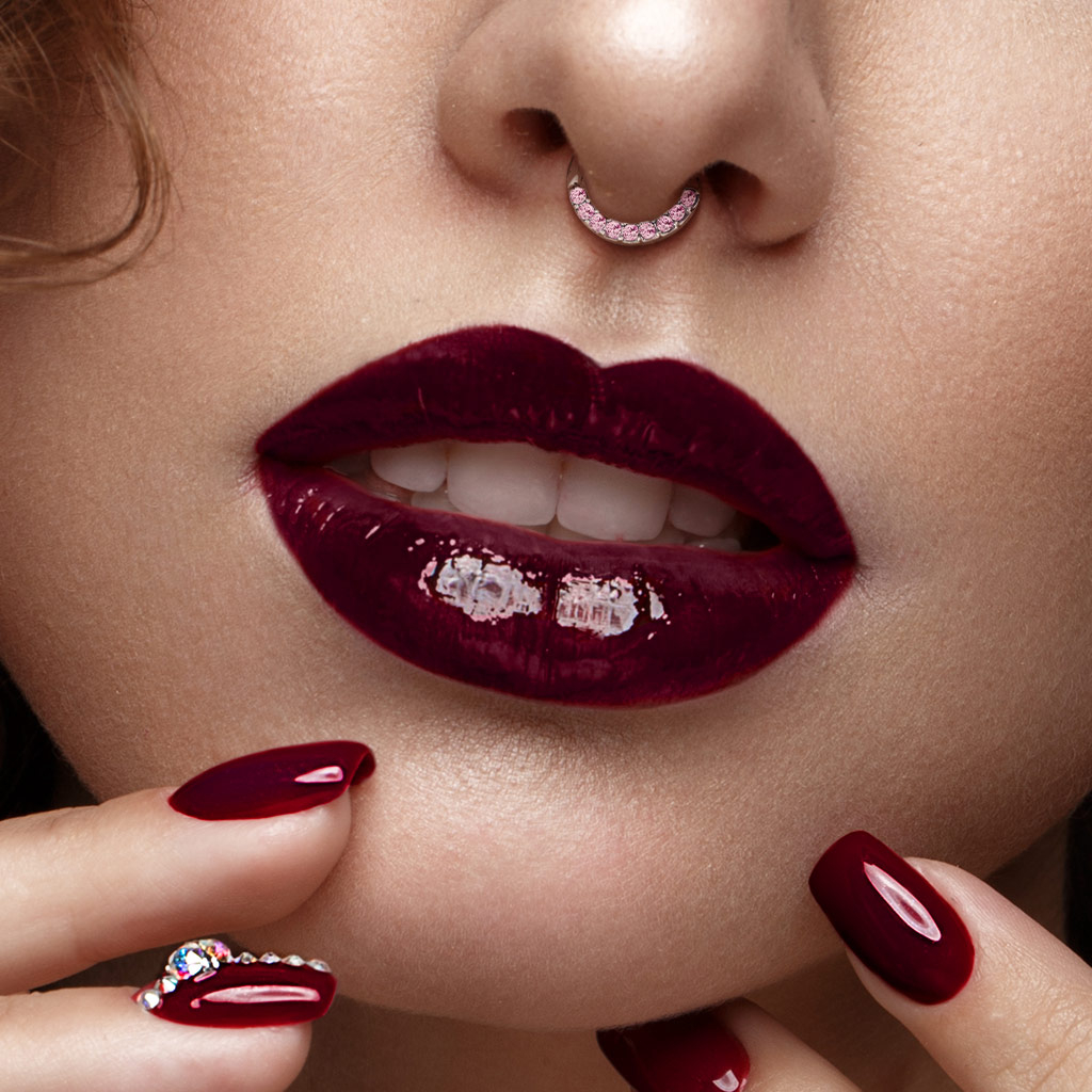 Cerchio per septum con fila di pietre