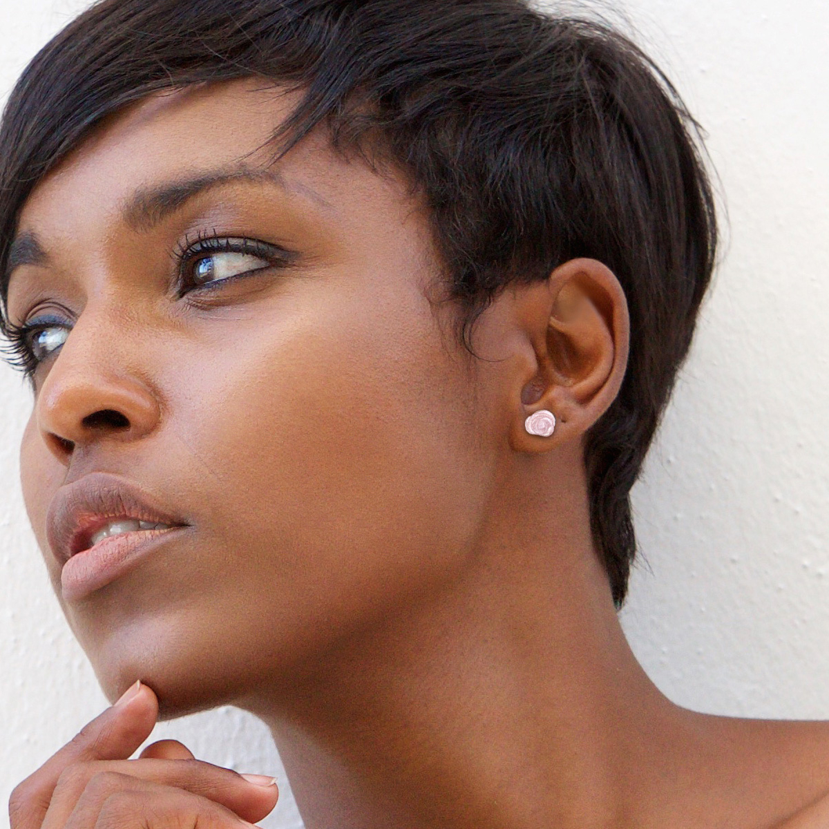 Plug di quarzo rosa con rosa lavorata