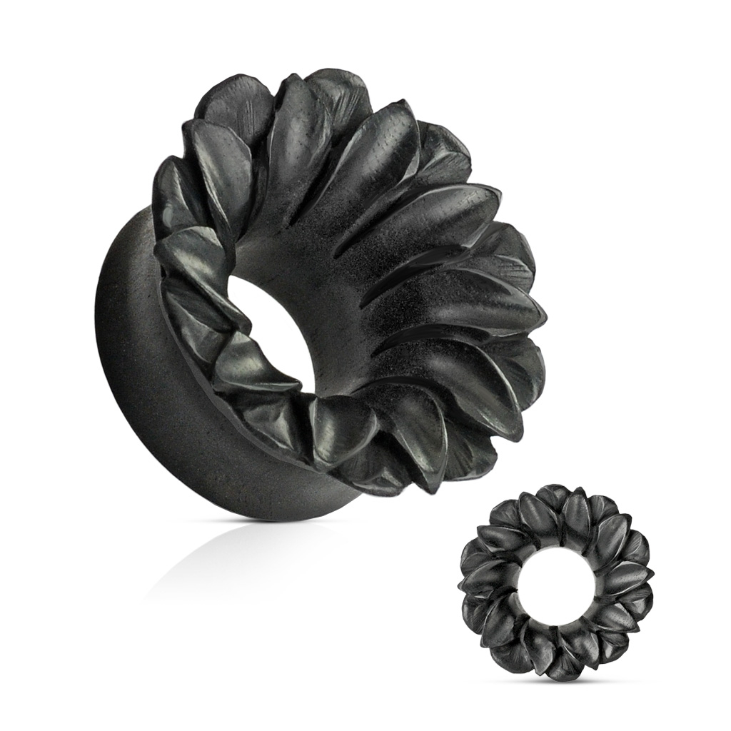 Tunnel nero con fiori in legno organico