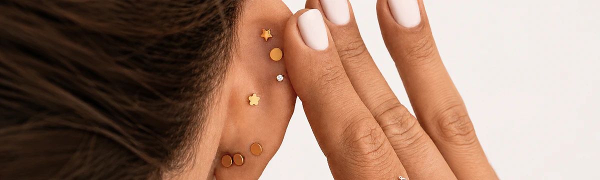 Labret da piercing in titanio